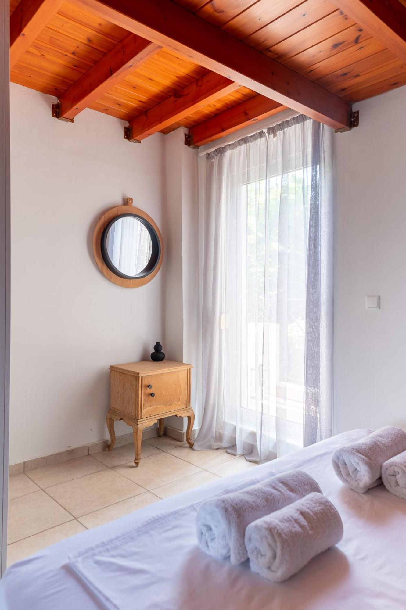 A&D Houses No3 Patras Esterno foto
